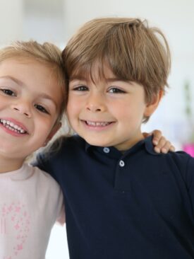 four year old boy and girl