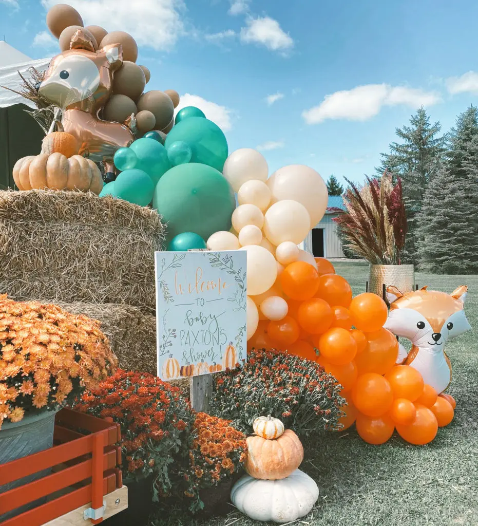 Amazon.com: Little Pumpkin First Birthday Fall Party Decorations Balloon  Boxes 1st Birthday Boxes Blocks for Fall Themed Thanksgiving Holiday  Birthday Party Supplies Cake Smash Photo Props Backdrop : Toys & Games