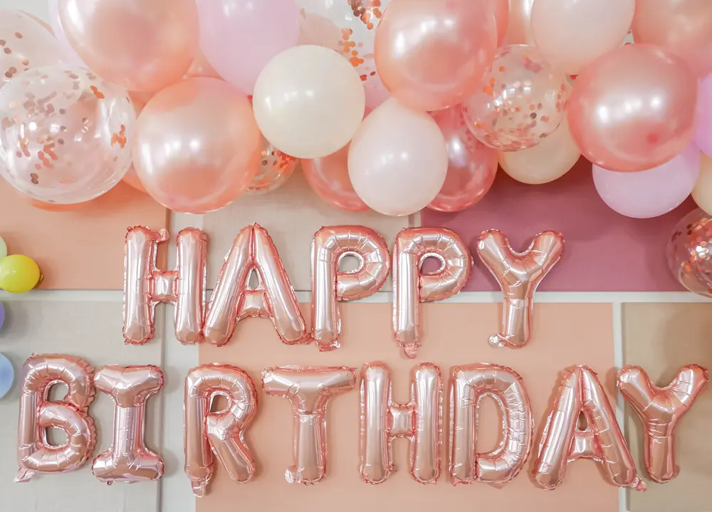 Top 10 Latest Trendy birthday decoration with lights For 2022