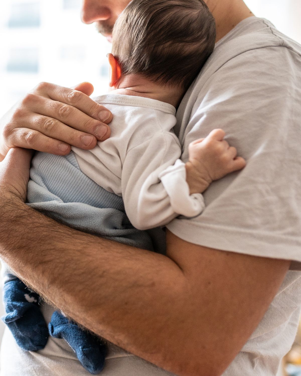 Dear New Dad: 15 Things Your Wife Needs From You After Having a Baby